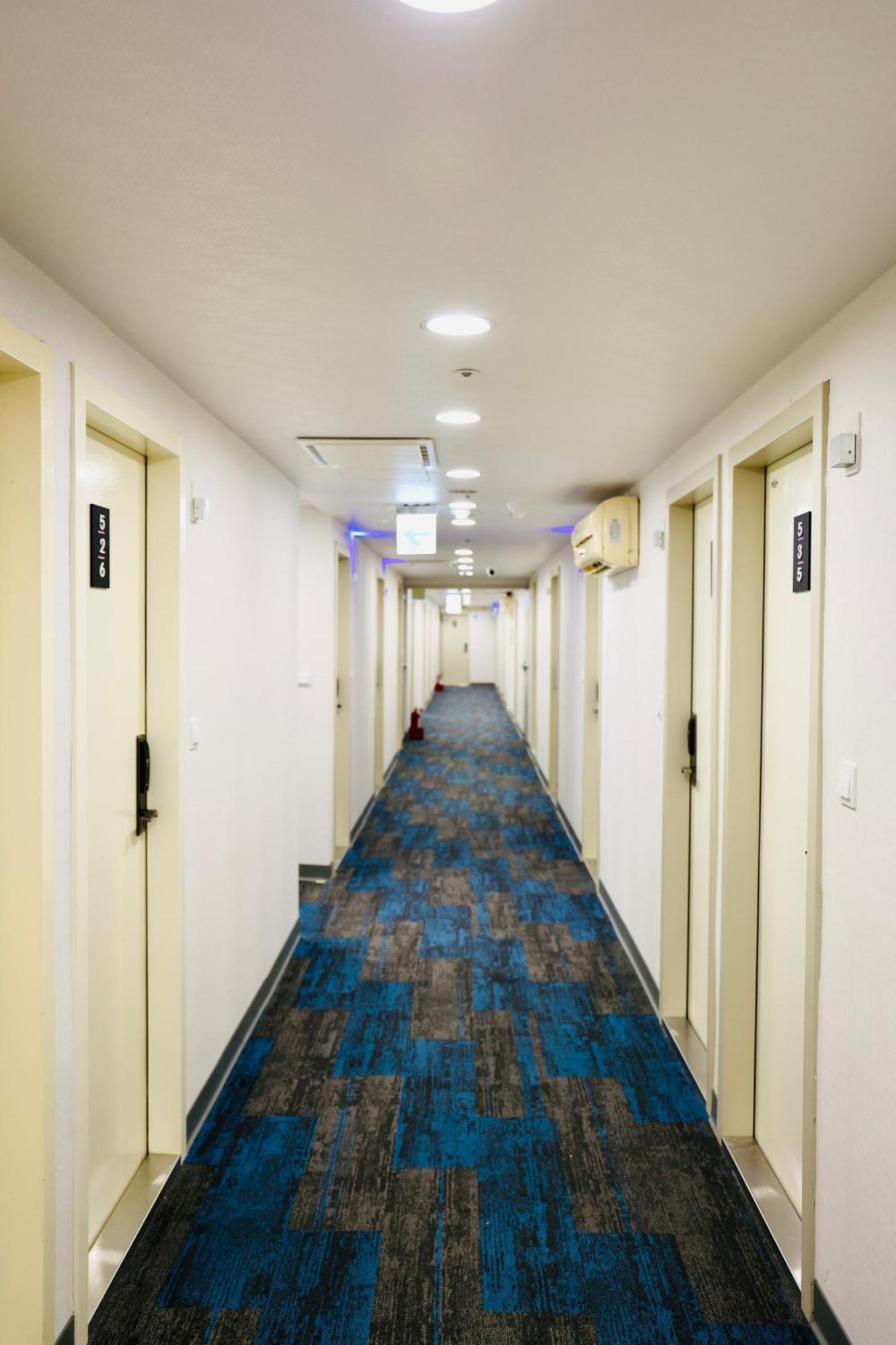歐法行旅 O Fun Hotel Taipeh Exterior foto